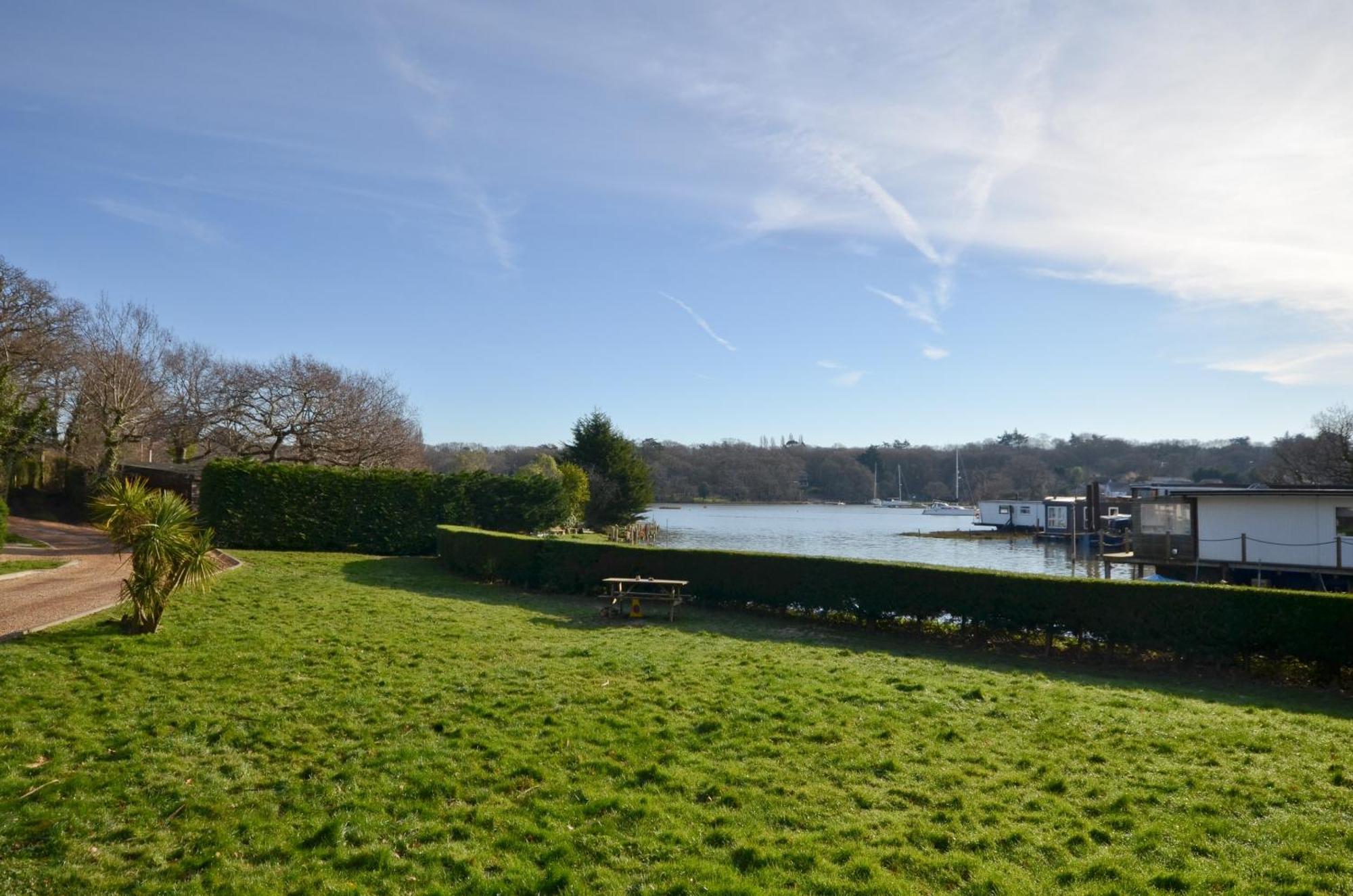 Whippingham, Creek Gardens - Isle Of Wight Daire Wootton Bridge  Dış mekan fotoğraf